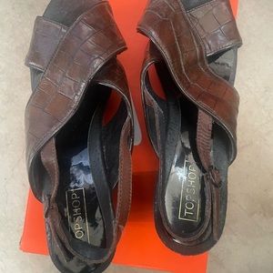 Top Shop Wooden Clunky Heel Sandal